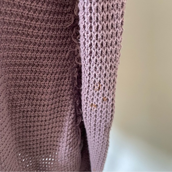 FREE PEOPLE Moonshine Cold Shoulder Waffle Knit Purple V-Neck Sweater Size Small - Picture 9 of 10